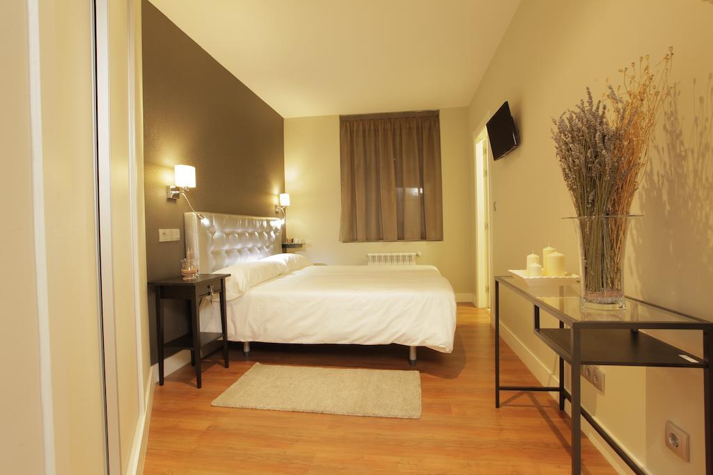 Hotel Rosal Овьедо Номер фото