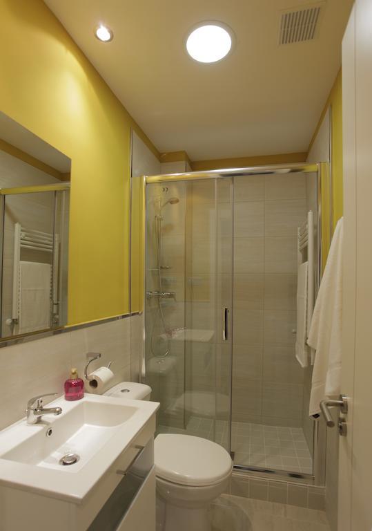 Hotel Rosal Овьедо Экстерьер фото